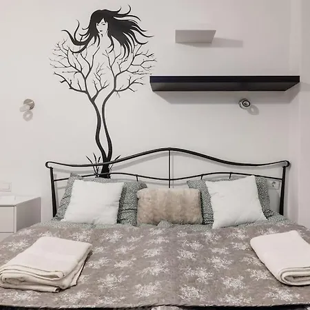 Cosy At River Apartmán