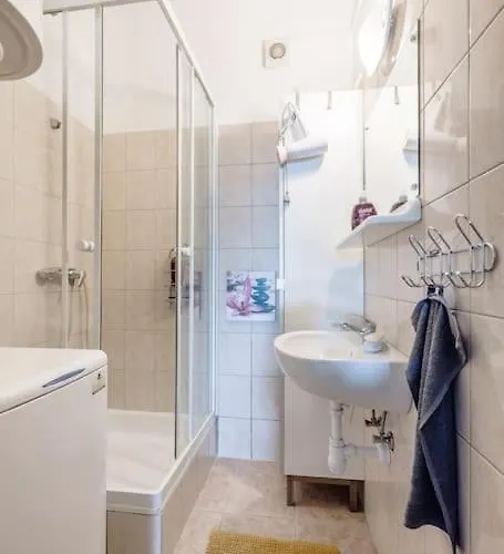 Cosy At River Apartment Budapest